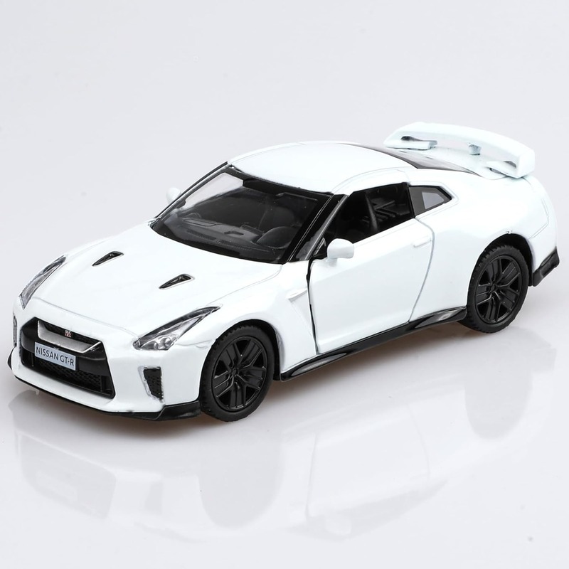 Nissan GTR toy