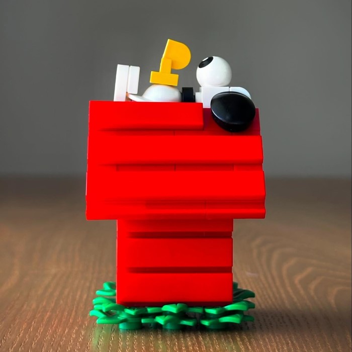peanuts lego set